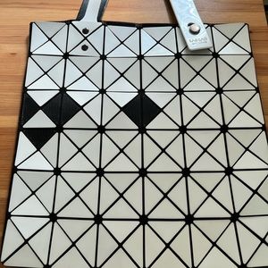 Women’s tote